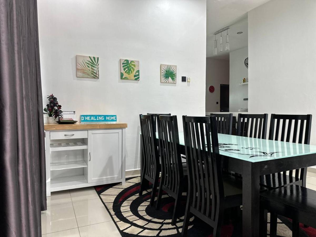 Bandar Melaka Family Bungalow Private Pool Bbq Wifi Netflix Exteriör bild