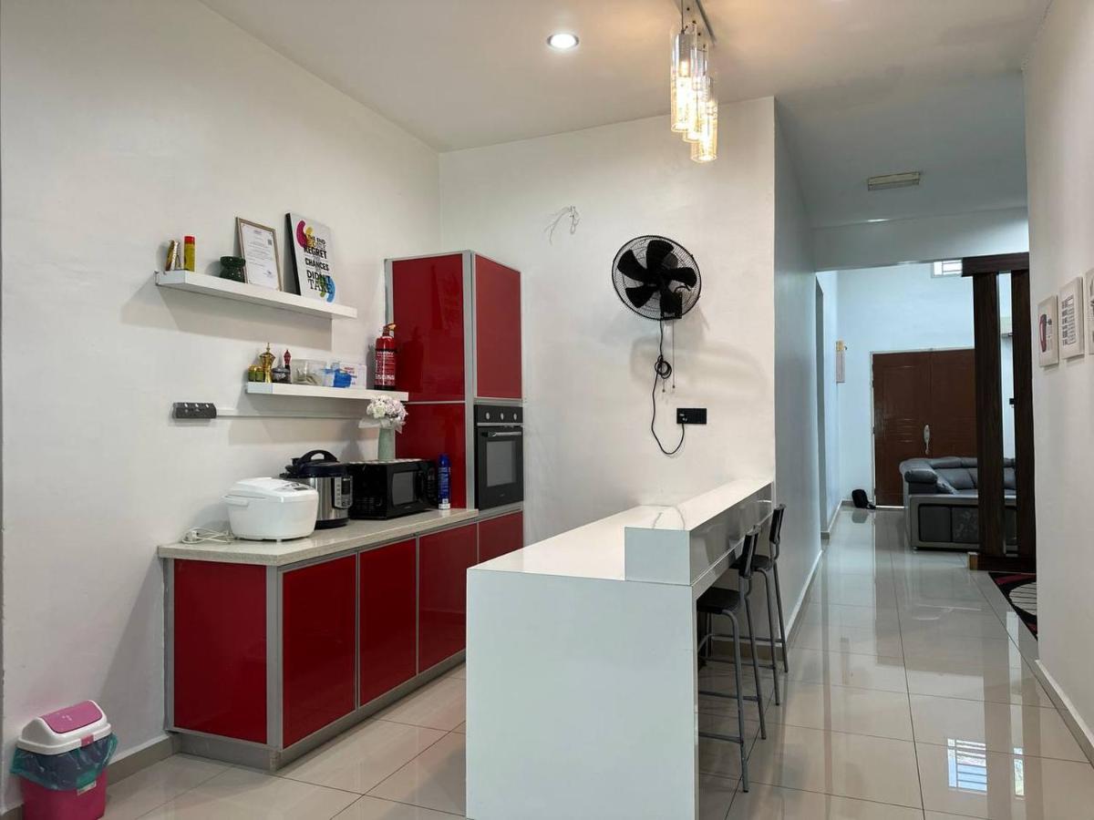 Bandar Melaka Family Bungalow Private Pool Bbq Wifi Netflix Exteriör bild