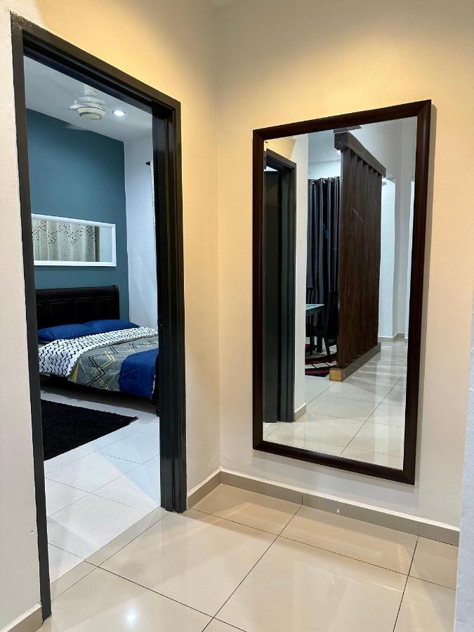 Bandar Melaka Family Bungalow Private Pool Bbq Wifi Netflix Exteriör bild