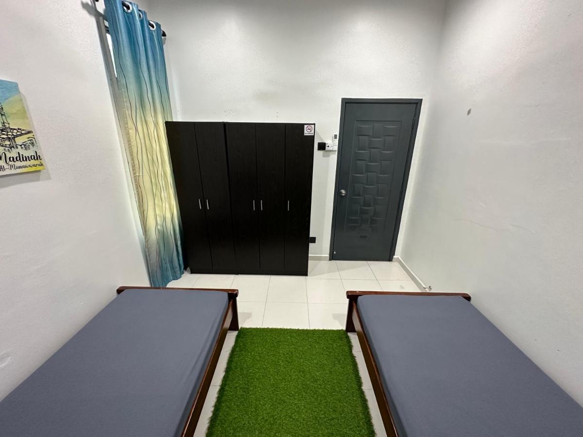 Bandar Melaka Family Bungalow Private Pool Bbq Wifi Netflix Exteriör bild